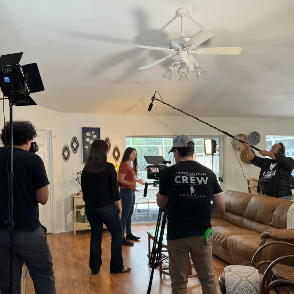 Tips & Tricks in Acting for Beginners: Build a Career You’ll Love (Without Burning Out) 1 Actress Shannon Scott preparing for a take – horror feature film. Showing Acting For Beginners should be fun, not scary.